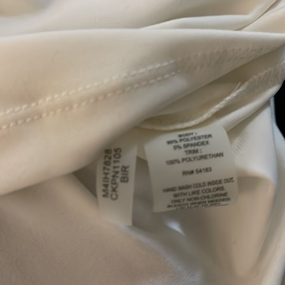 Calvin Klein faux leather long sleeve top size Small NWOT - Picture 4 of 6